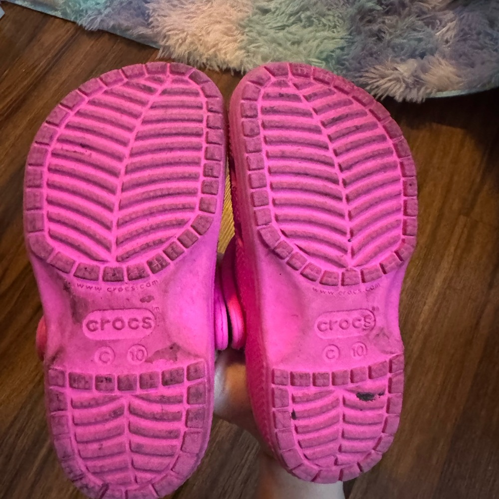 CROCS Pink - Picture 6 of 6
